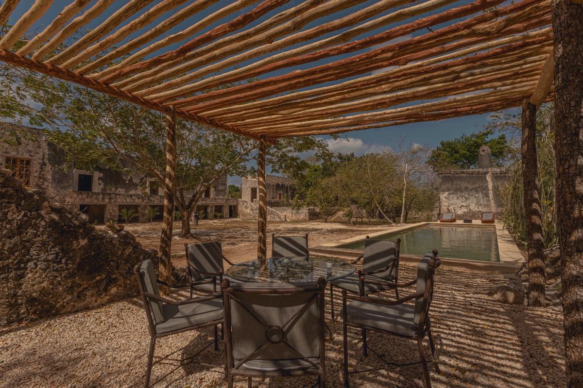 Chichén Itzá de noche + cenote y hacienda para 2